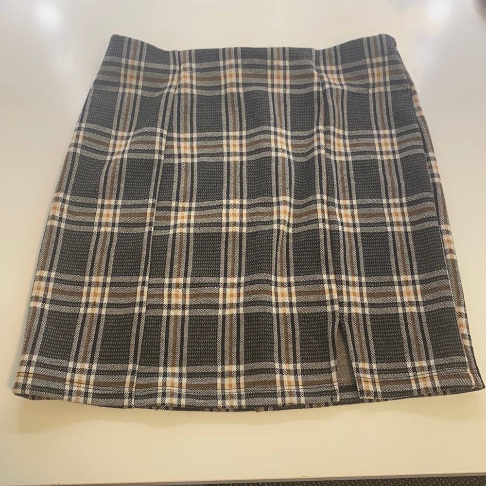 Plaid mini skirt